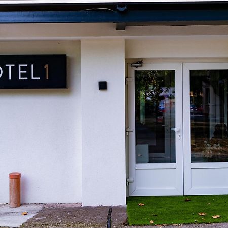 Motel1- A Megfizetheto Luxus! Dunaújváros 外观 照片