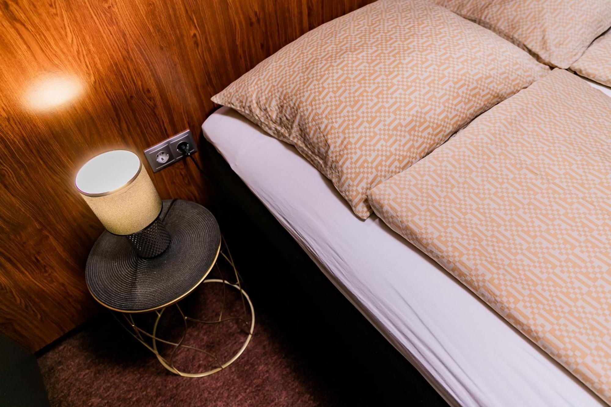 Motel1- A Megfizetheto Luxus! Dunaújváros 外观 照片