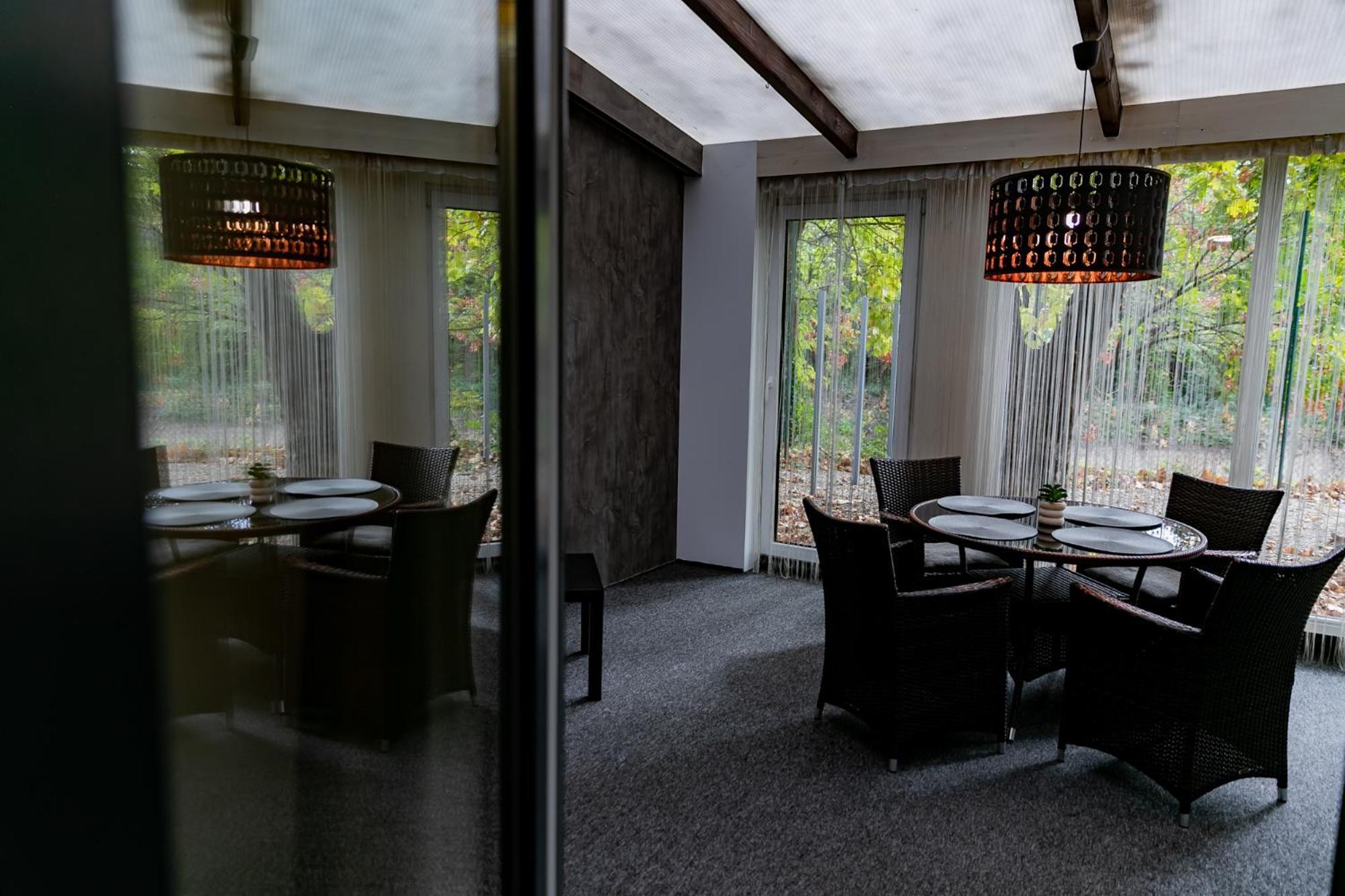 Motel1- A Megfizetheto Luxus! Dunaújváros 外观 照片