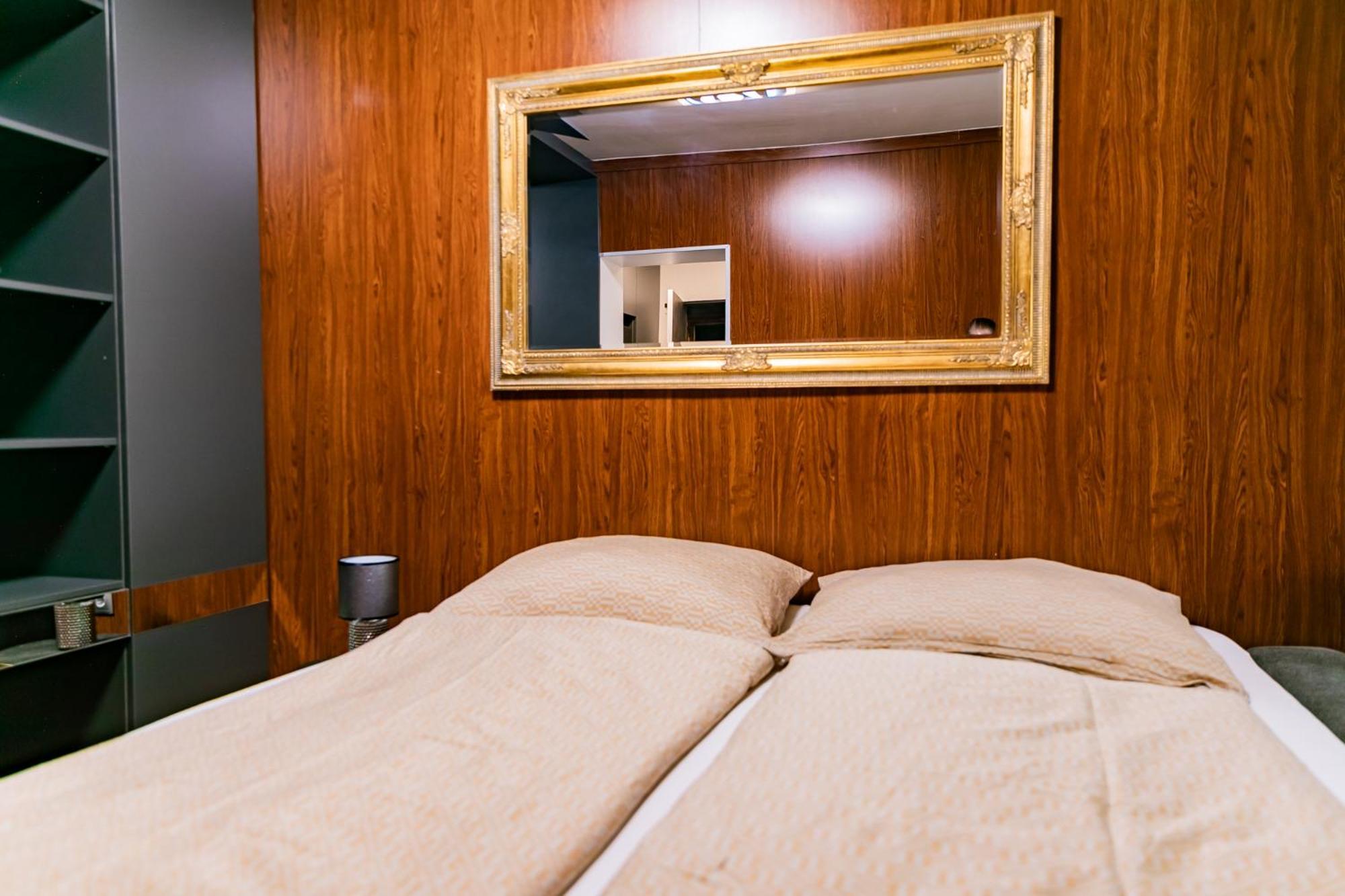 Motel1- A Megfizetheto Luxus! Dunaújváros 外观 照片